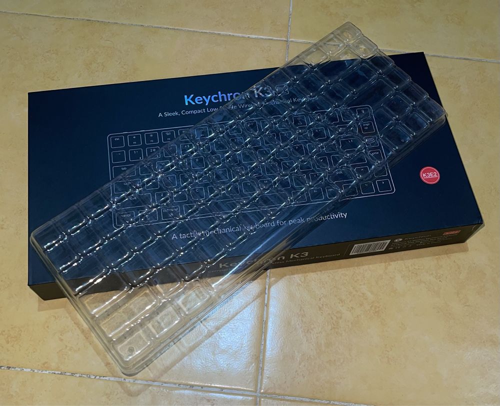 Механична Клавиатура Keychron K3 Hot-swappable switches