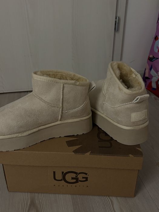 Ugg-uri nepurtate