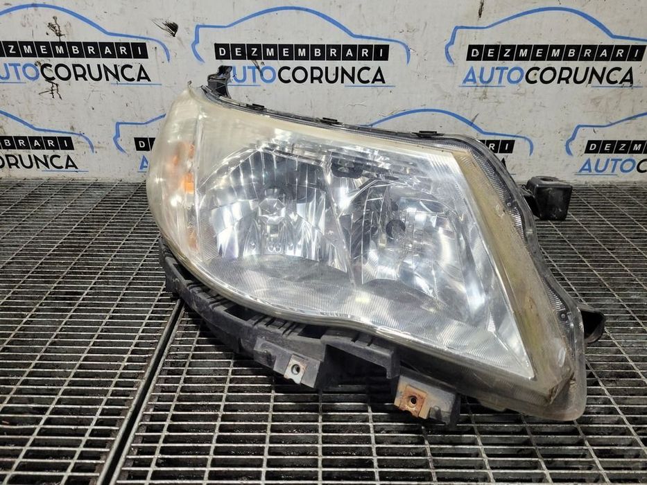 Far Dreapta Subaru Forester 2007 - 2010 SUV 4 Usi (1220) Xenon