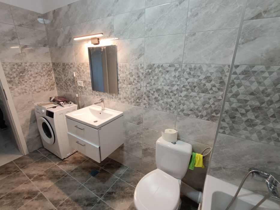 Apartament cu 2 camere prima inchiriere, grand kristal ,parcare