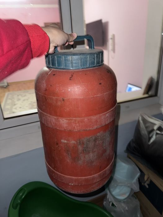 Емкость канистр бу