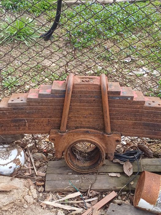 Vand piese rabă : piese punte spate clasică  arcuri piese m