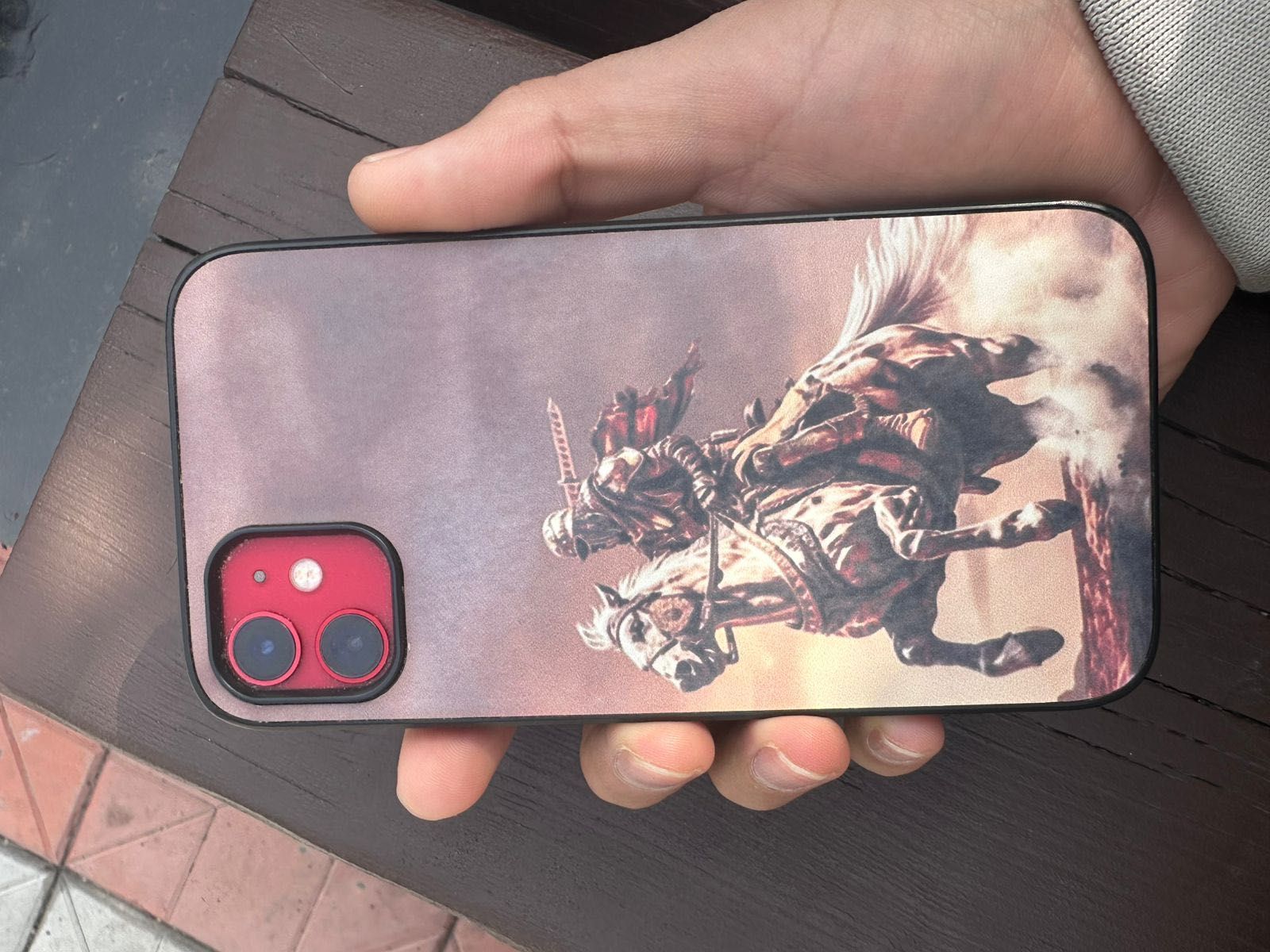 iPhone 11 продам срочно в хорошем состояние,Емкость 100%