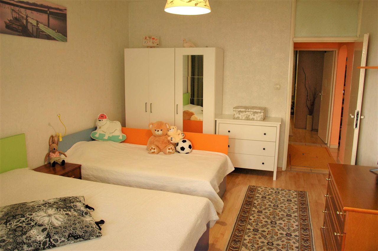 Продава се Четиристаен апартамент в София, Левски Г - 117 кв.м за 2026 €/кв.м - Снимка #1