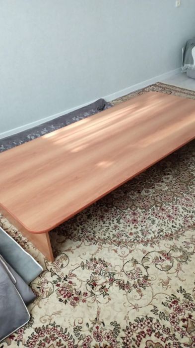 Продам низкий стол Актобе