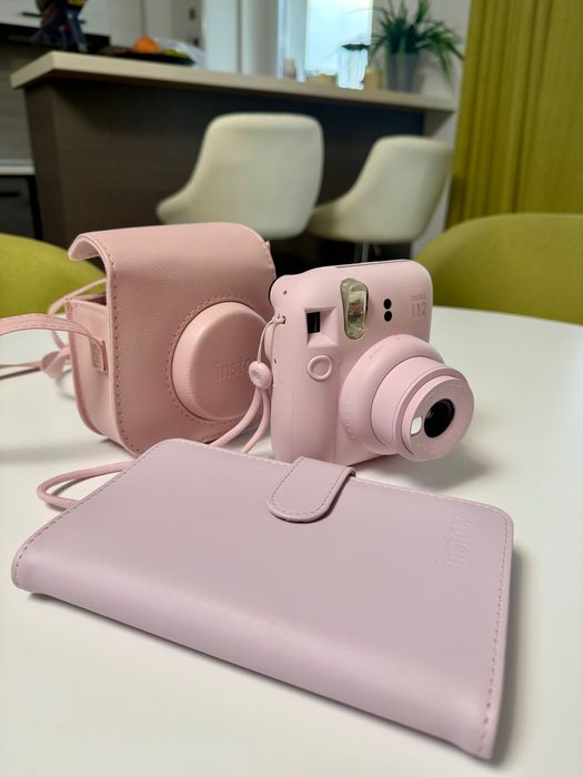 Instax Mini 12, Roz