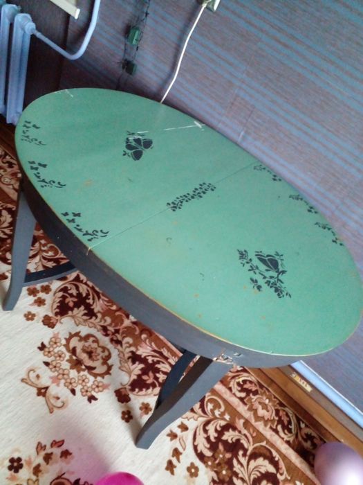 Стол обеденный овальный раритет