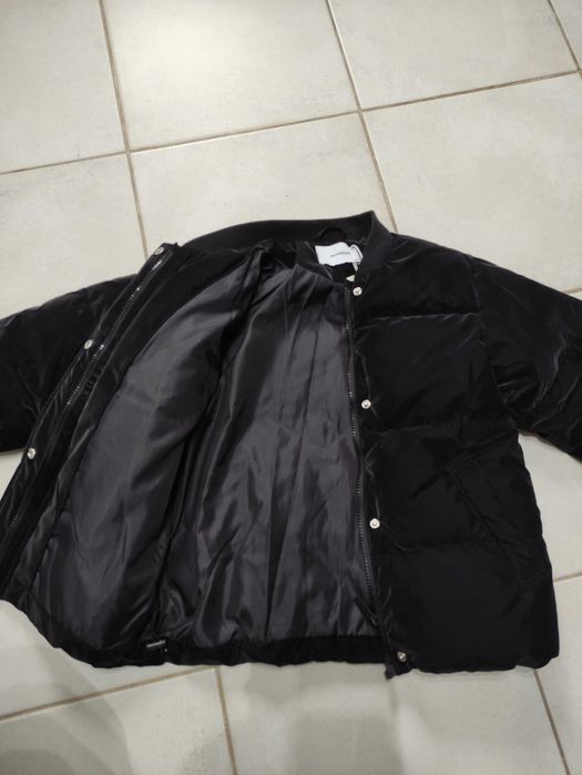 Geaca de iarna Reserved tip catifea Neagra NOUA marime 134 7 8 9 ani