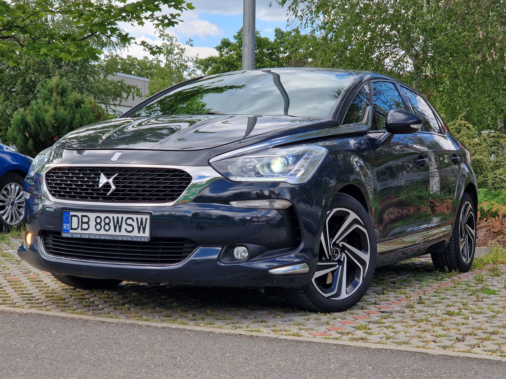 Citroen DS5 2.0 diesel 180 cp