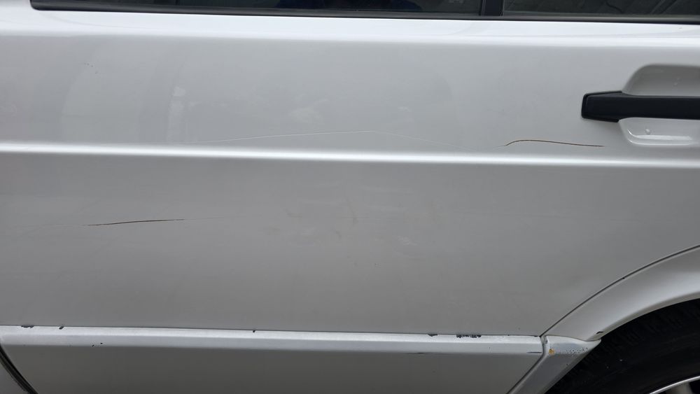 Мерцедес w201 190E 1.8