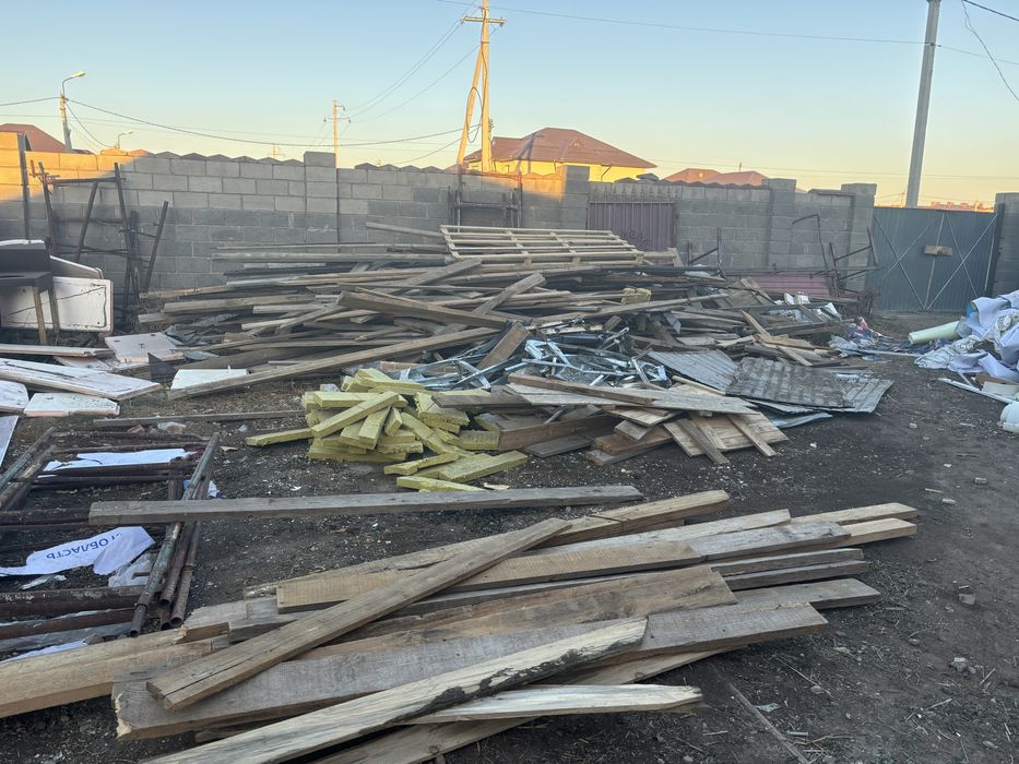 Дерево для печки и пеноплекс бу