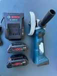 Ъглошлайф на батерия Bosch GWS 18-125 V-Li с 4.0ампера прокоре батерии