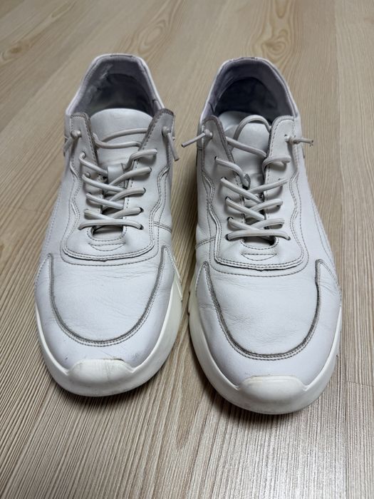 Кроссовки Respect