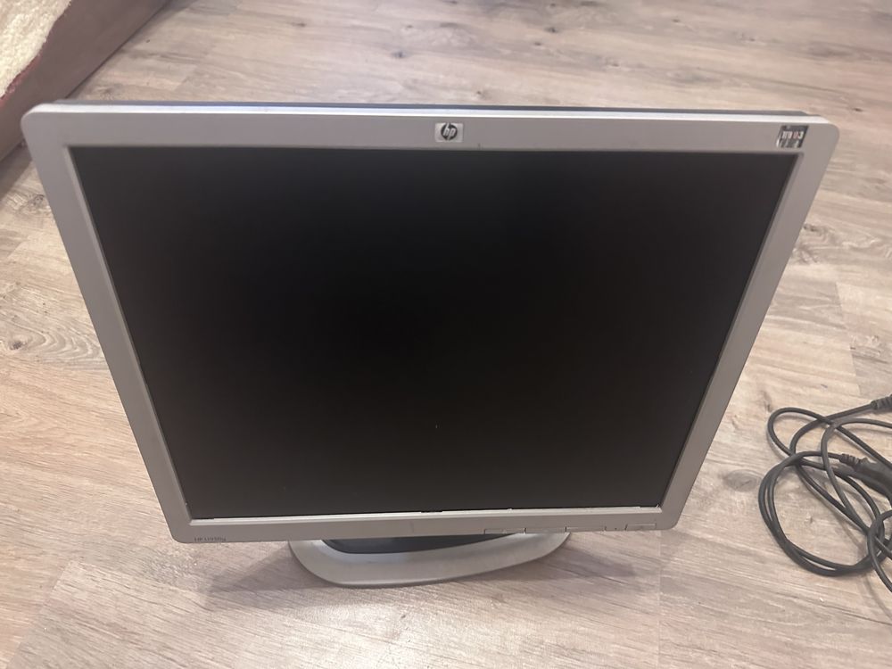 Монитор HP L1950g 19 инча