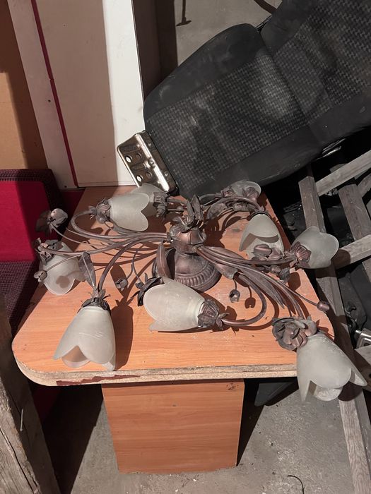 Люстра в комнату