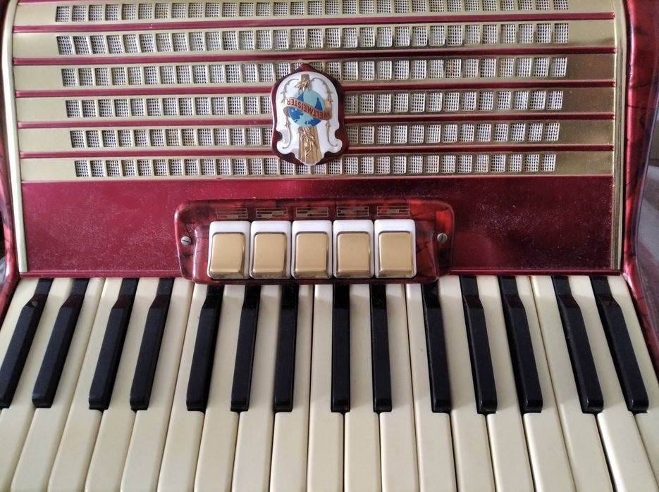 Акордеон Weltmeister