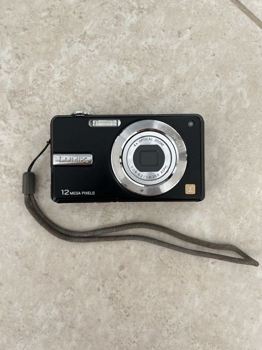 цифровая камера Panasonic Lumix DMC-F3