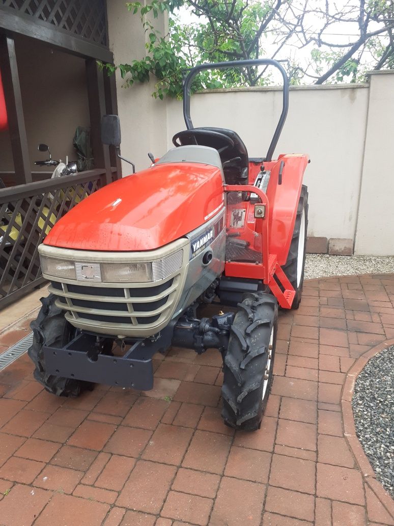 Tractor japonez kubota yanmar AF 24cp model bun