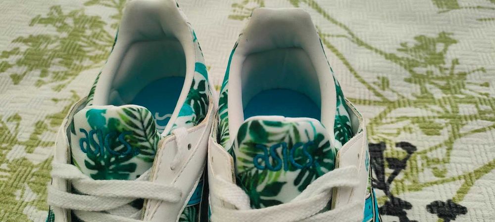 маратонки asics gel-lyte V