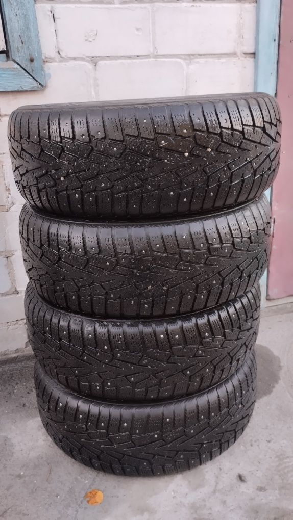 Зимняя покрышка к 195/55R15