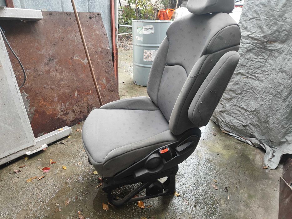 Дясна въряща седалка за кемпер FIAT DUCATO