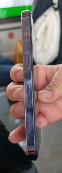 Айфон 14 про средний