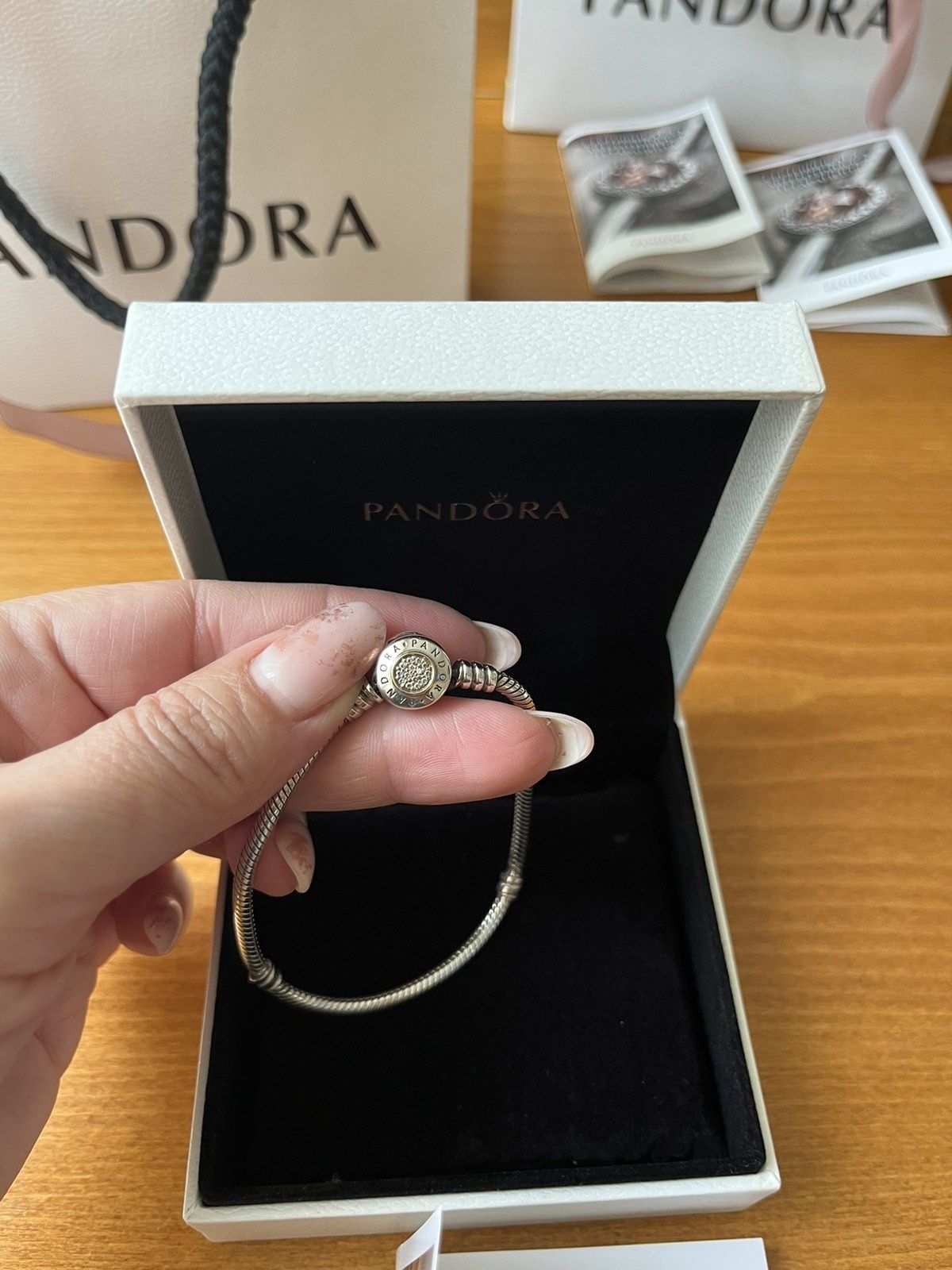 Дамска гривна PANDORA