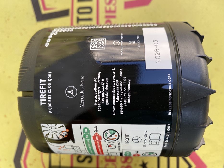 Compresor auto umflat roti cu solutie kit pana original Mercedes 180w