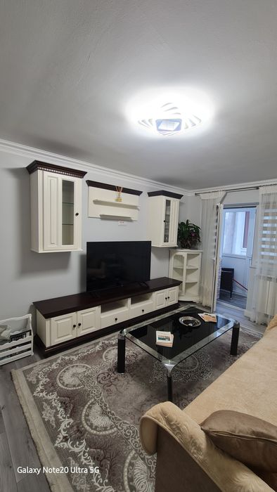 Apartament de inchiriat