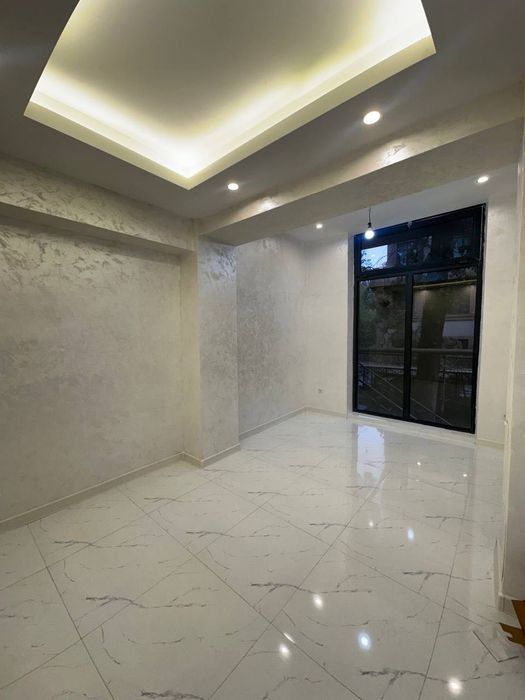 Ц5 Нежилое Коммерческое помещение площадь-55м2+12м2 подвал/Кирпич