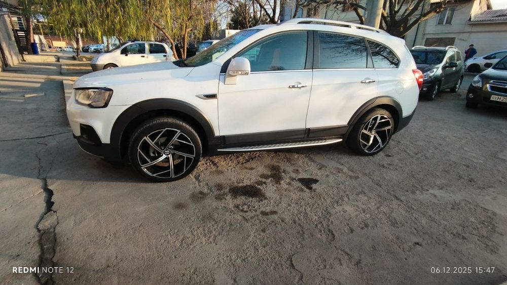 Diska balőn sotiladi 
Razmer  245/40/ R 20
Malibu 1/2 
Captiva 
BVD 
T