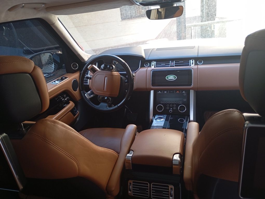 Range Rover Autobiography P530 год2020