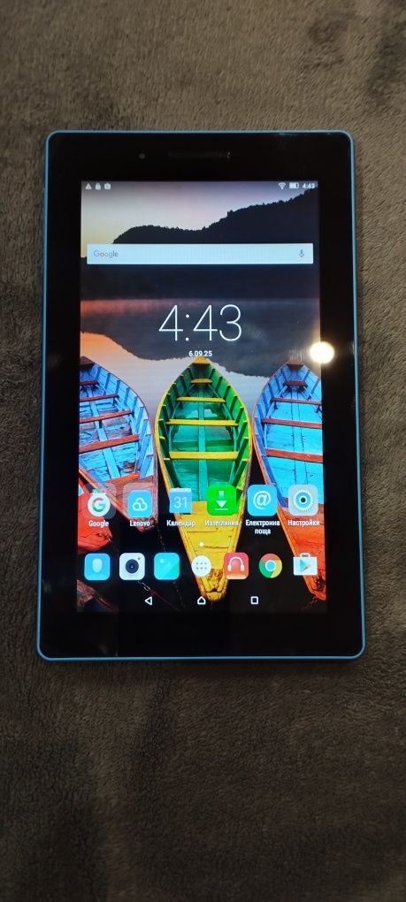 Таблет Lenovo tb3-710f