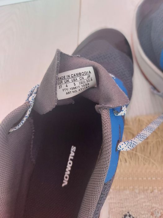 Adidasi salomon marimea 37