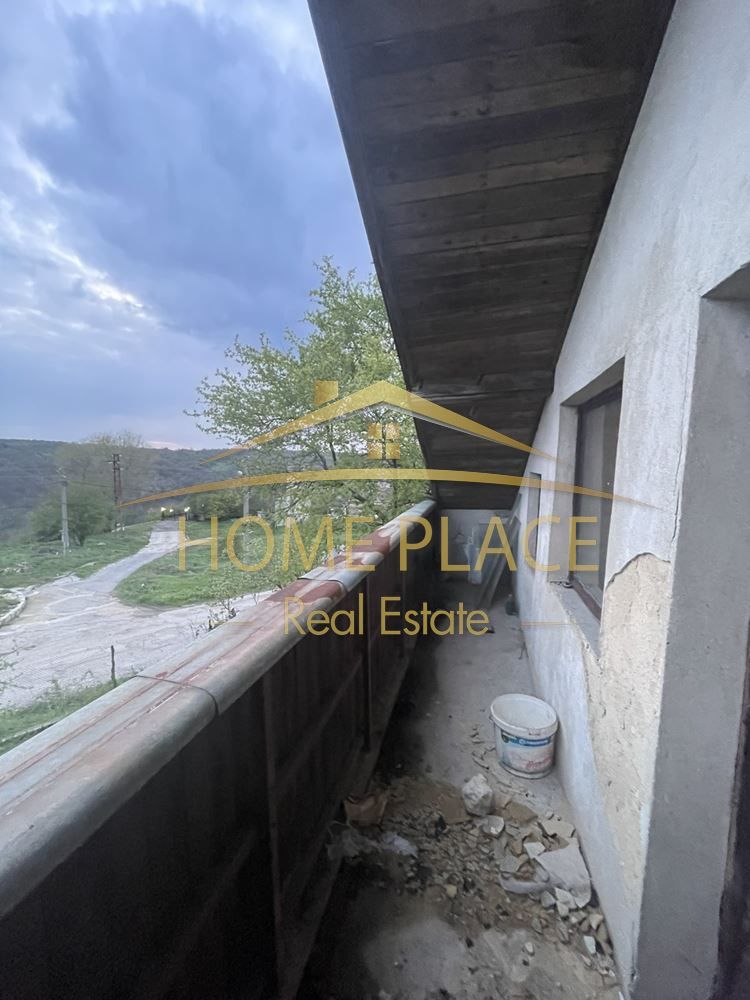 Продава се Къща в с. Орешак, Област Варна - 240 кв.м за 1063 €/кв.м - Снимка #10