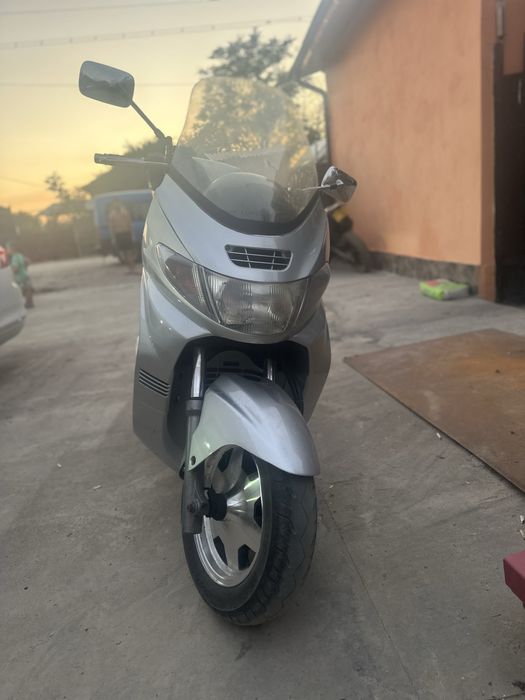 suzuki burgman 400