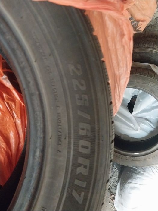 Продам летние шины 225х60R17