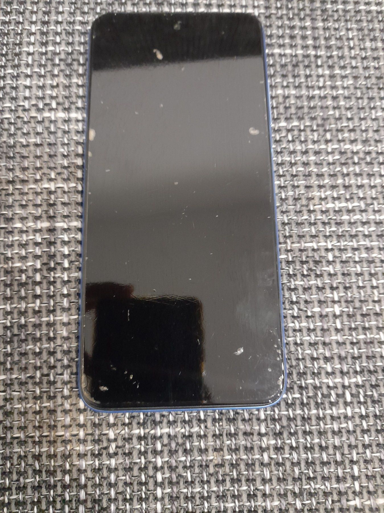 Продавам Xiaomi Redmi 10