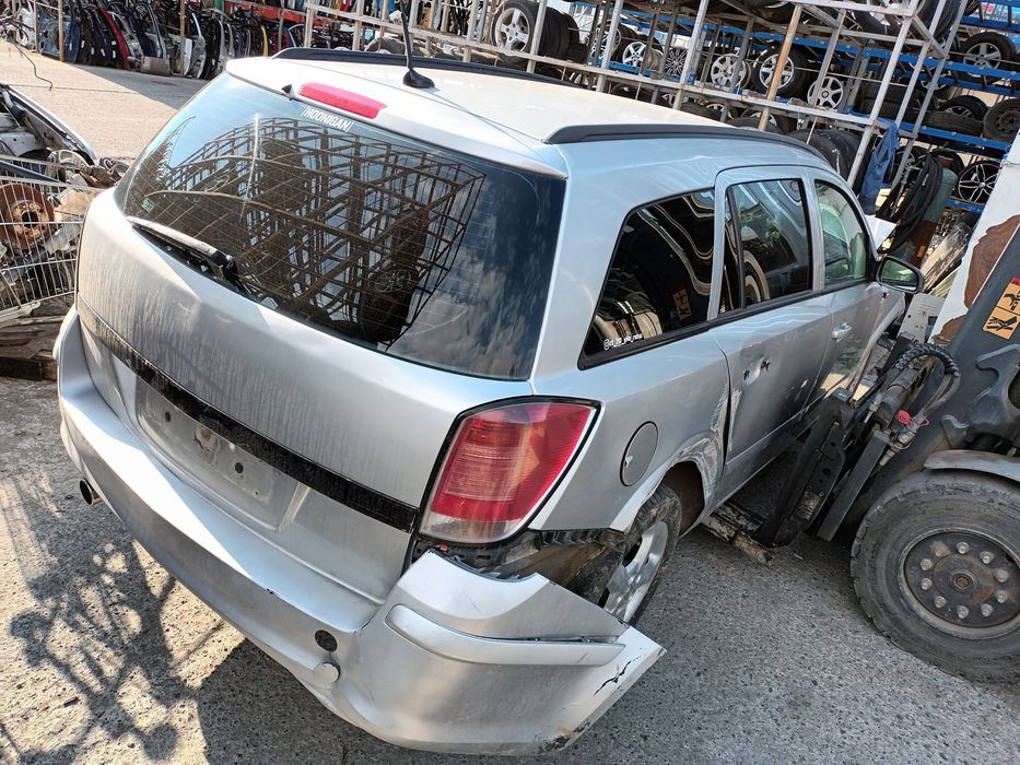 Dezmembrari  Opel ASTRA H  2004  > 2012 1.9 CDTI Motorina