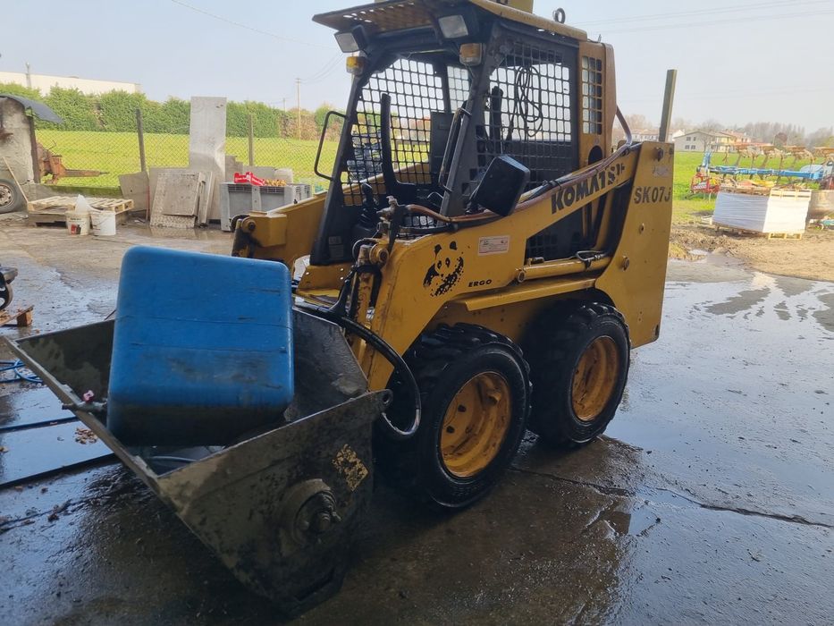 Mini încărcător Komatshu