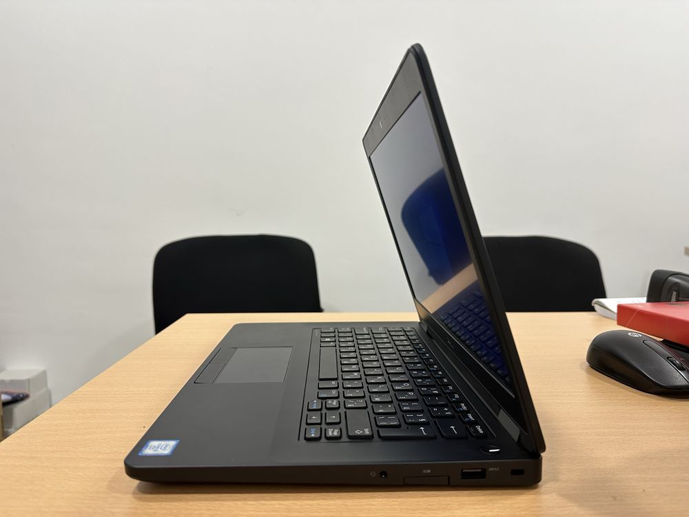 Лаптоп Dell E5470 i5 6300U | 8GB | 128 GB SSD | 14“ 1920x1080 | HDMI