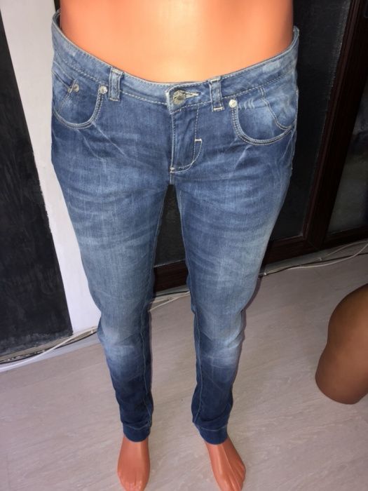 Pantaloni Jeans Clockhouse