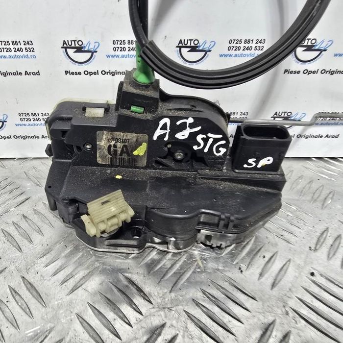 Broasca usa stanga spate Opel Astra J