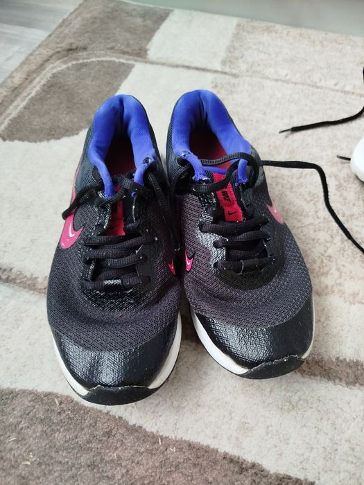 Дамски маратонки nike номер 36.5