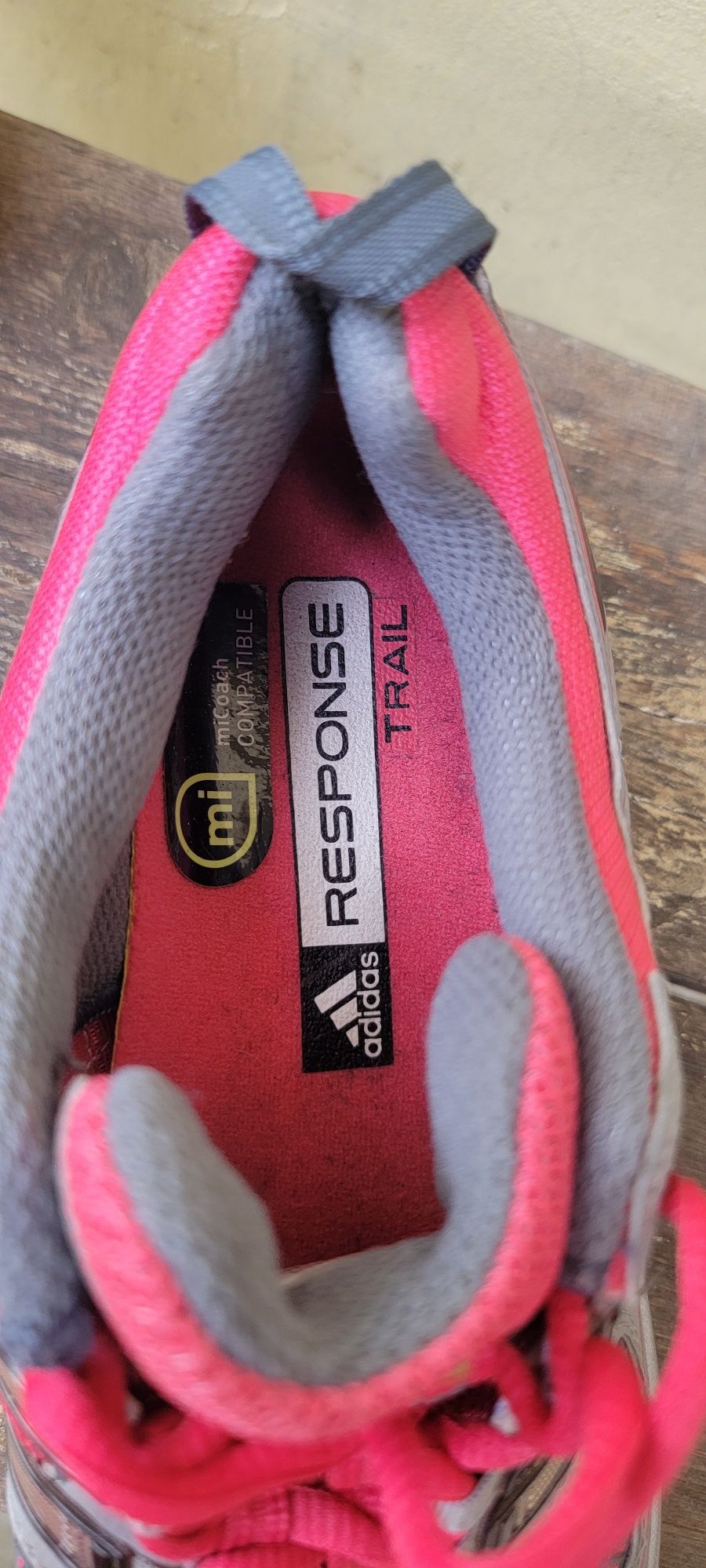Adidas response trail 17