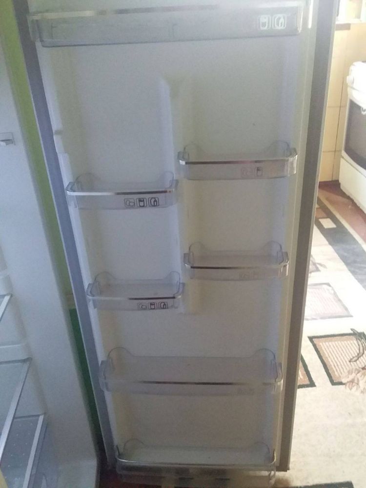 Продам холодилник