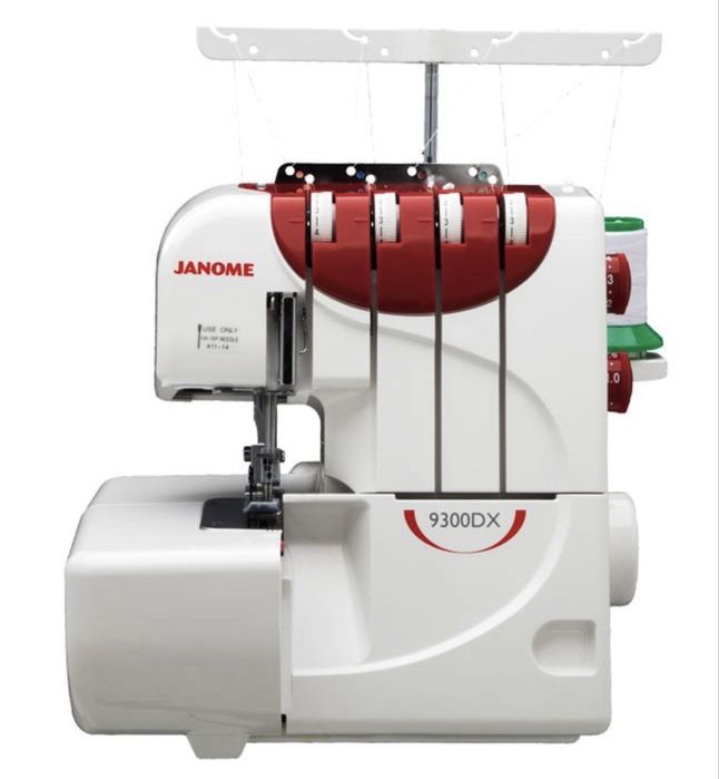 Оверлок JANOME 9300DX. В идеальном состоянии