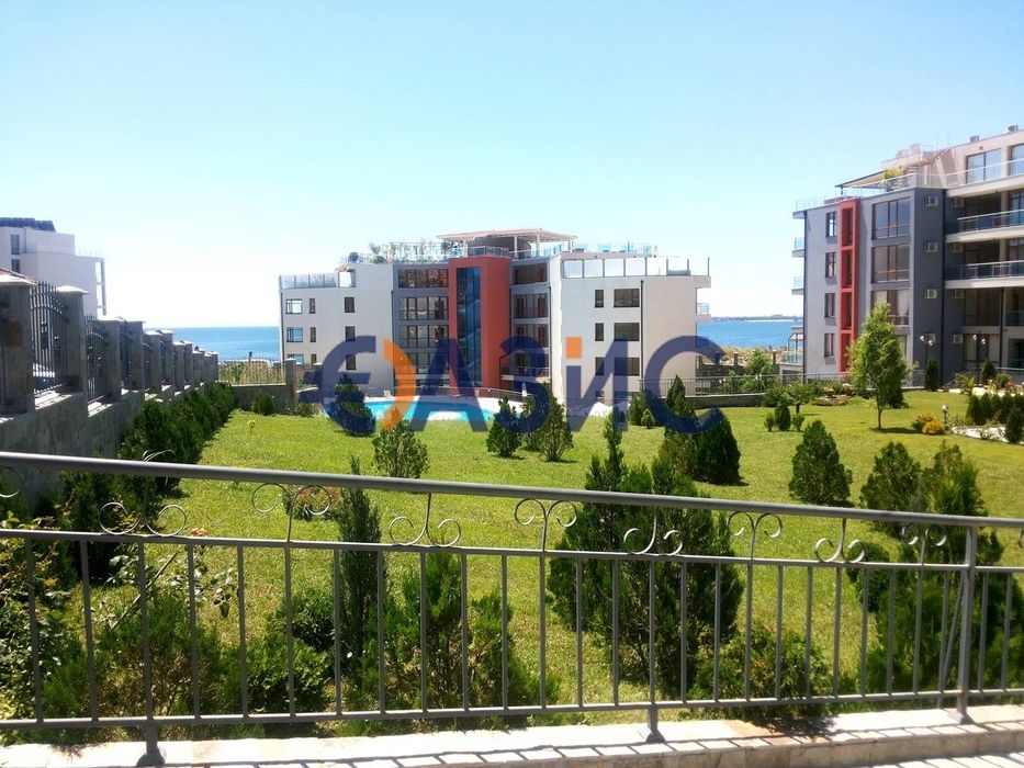 Продава се Четиристаен апартамент в Свети Влас - 247 кв.м за 1008 €/кв.м - Снимка #12