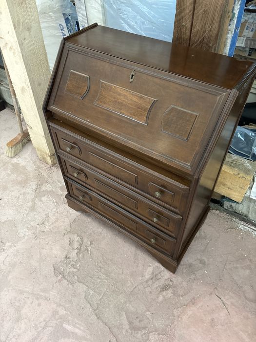 Comoda tip secretair