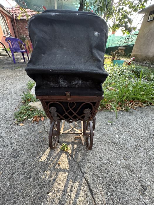 Ретро детски колички